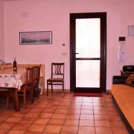 Apartment House With 2 Bedrooms In Pantanagianni-pezze Morelli, With Furnished T *